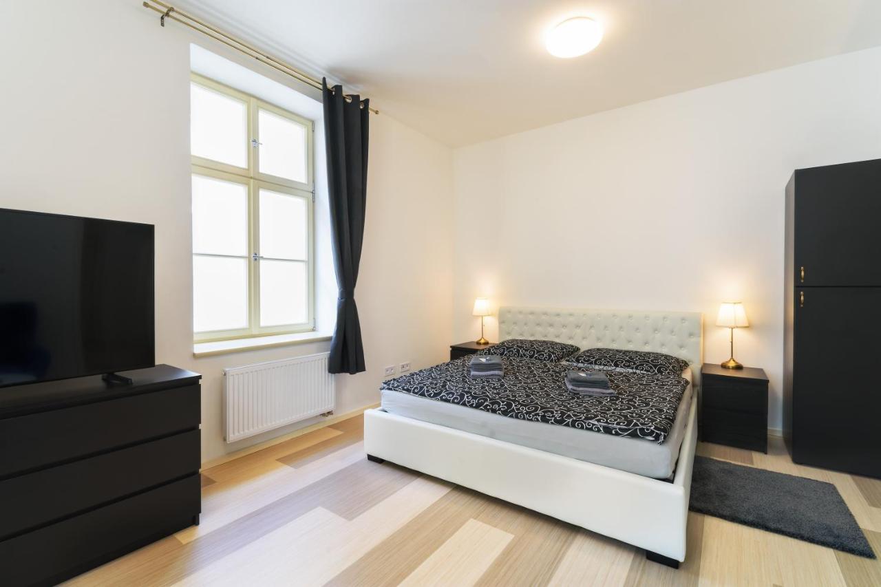 Pilsner Apartments - U Matky Bozi Plzeň Dış mekan fotoğraf